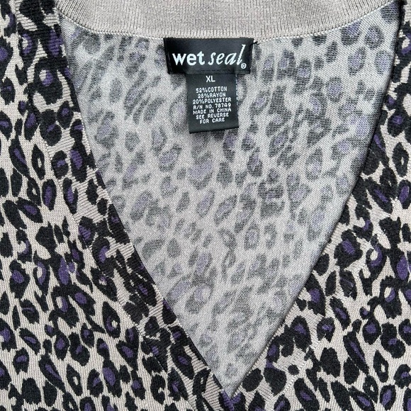 Leopard Print Cardigan - Picture 6 of 6